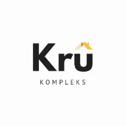Logo firmy 'Kru Kompleks' z symbolem dachu nad literą 'u', czarne litery na białym tle.