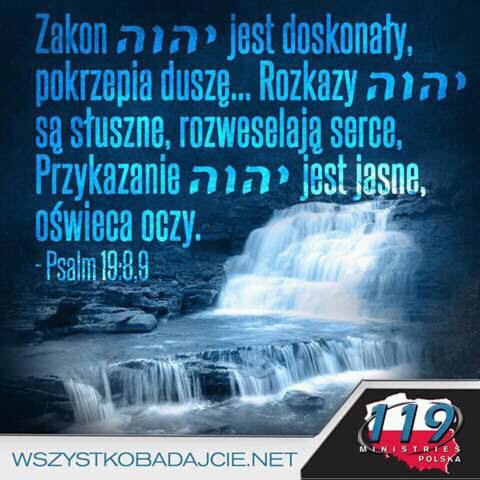 Wodospad z nałożonym tekstem w języku polskim i hebrajskim, cytat z Psalmu 19:8,9, logo 119 Ministries Polska w prawym dolnym rogu, adres strony internetowej WSZYSTKOBADAJCIE.NET na dole.