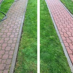 INMAGO Sp. z o.o., Sp. k. - Porównanie stanu kostki brukowej przed i po czyszczeniu: po lewej stronie zabrudzona, porośnięta mchem, po prawej stronie czysta, intensywnie czerwona, otoczona zielonym trawnikiem.