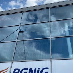 INMAGO Sp. z o.o., Sp. k. - Mycie okien, przeszkleń