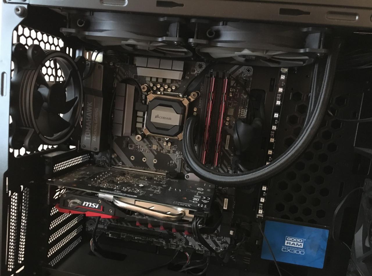 Jeden ze złożonych przeze mnie komputerów.