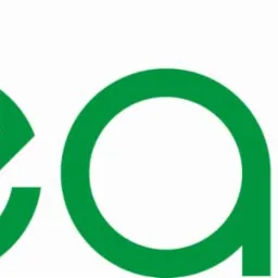 Zielone logo firmy IdeaPV na białym tle, z charakterystycznym znakiem 'ptaszka' wkomponowanym w literę V, sugerujące ekologiczne rozwiązania.