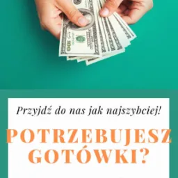 Dłonie trzymające plik banknotów studolarowych na tle turkusowego tła, poniżej tekst z zaproszeniem i informacją o potrzebie gotówki.