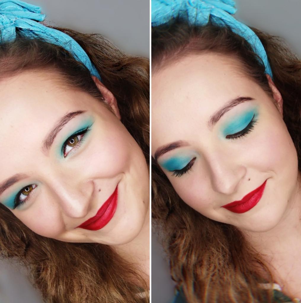Portret kobiety z turkusowym makijażem oczu i czerwoną szminką, na głowie ma turkusową opaskę. Zdjęcie podzielone na dwie części: na jednej otwarte oczy, na drugiej zamknięte.
