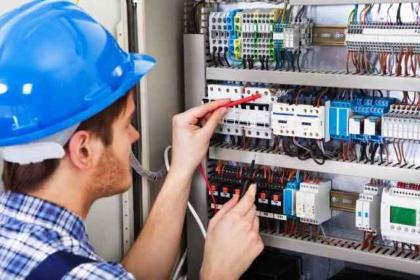 Zakład Instalatorstwa Elektrycznego Andrzej Kwiatkowski - Oświetlenie Łazienki Góra Kalwaria
