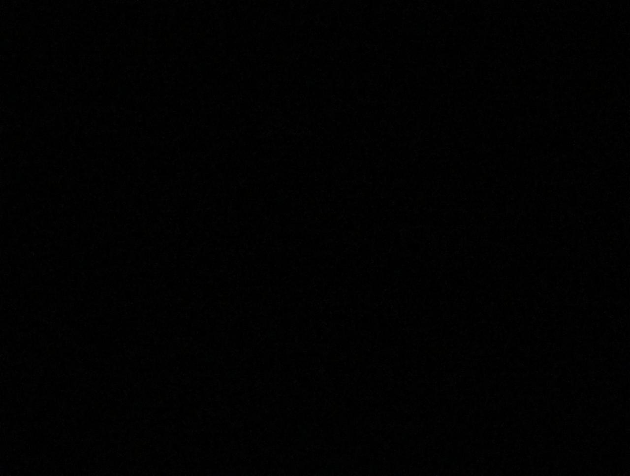 Czarny ekran z tekstem 'StefDex-Trans +48 693508895' sugerujący usługi transportowe w miejscowości Czapury.