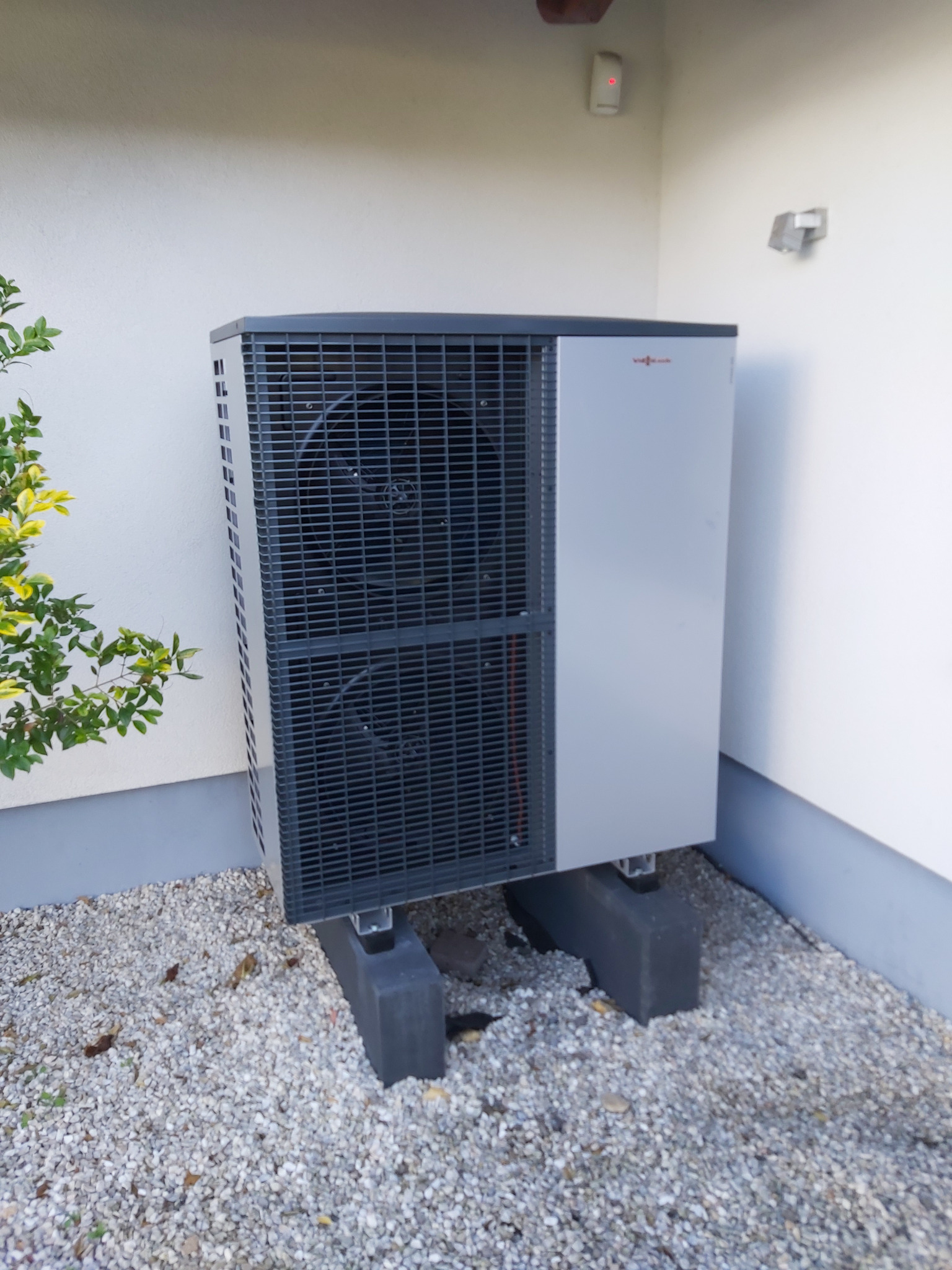 Powietrzna pompa ciepła jednostka zewnętrzna Vitocal 200-s