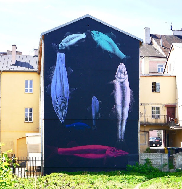 Mural 'Czułość Ryb' w Lublinie, współpraca przy realizacji z innymi artystami, kopia obrazu Rafała Ereta