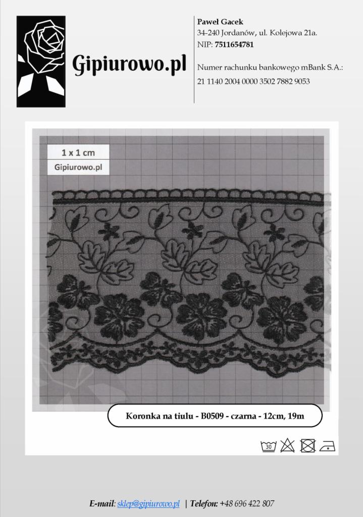 Czarna koronka na tiulu z kwiatowym wzorem, ułożona na szarej siatce milimetrowej, prezentowana z bliska, obok logo firmy i danych kontaktowych.