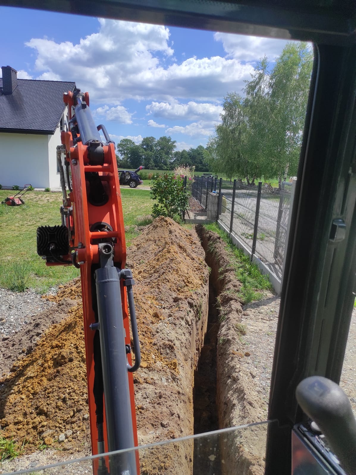 Usługi minikoparką