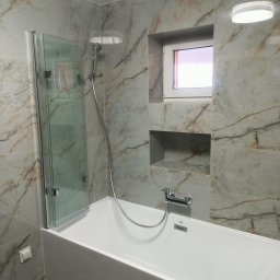 Glazurnik Jastków 1