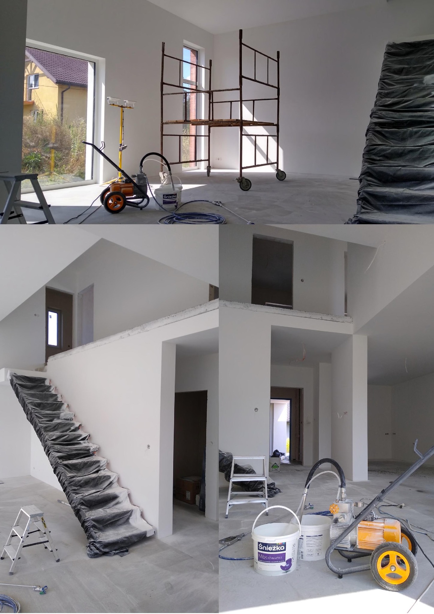 Wnętrze domu w trakcie prac wykończeniowych: zabezpieczone schody, sprzęt do natryskowego nakładania farby, rusztowanie i wiadra z farbą Śnieżka.