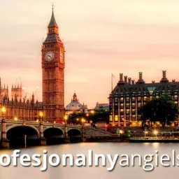 Panorama Londynu o zmierzchu z Big Benem i Houses of Parliament, odbijająca się w wodzie Tamizy, z widocznym adresem strony internetowej na dole.