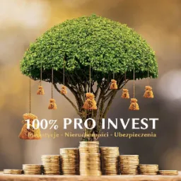 Drzewo z liści, z którego zwisają worki z symbolem dolara, wyrastające ze stosów złotych monet. Grafika promująca inwestycje w nieruchomości i ubezpieczenia.