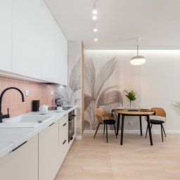 Holistic Studio Julia Ulikowska - Mieszkanie inwestycyjne. Sprzedane z dużym zyskiem dla inwestorów. Gratulacje dla Pana Roberta i Artura z Krakowa.