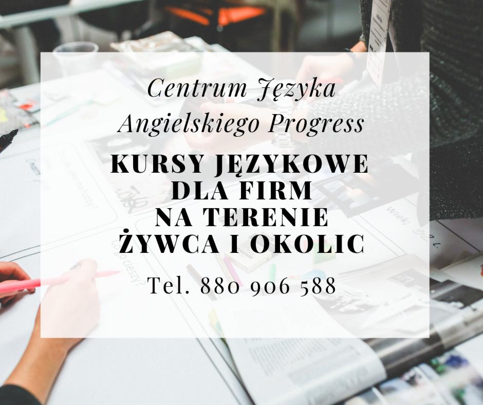 Stół z materiałami edukacyjnymi, kartami pracy i przyborami do pisania, częściowo zasłonięty białym prostokątem z napisem 'Centrum Języka Angielskiego Progress. Kursy językowe dla firm na terenie...