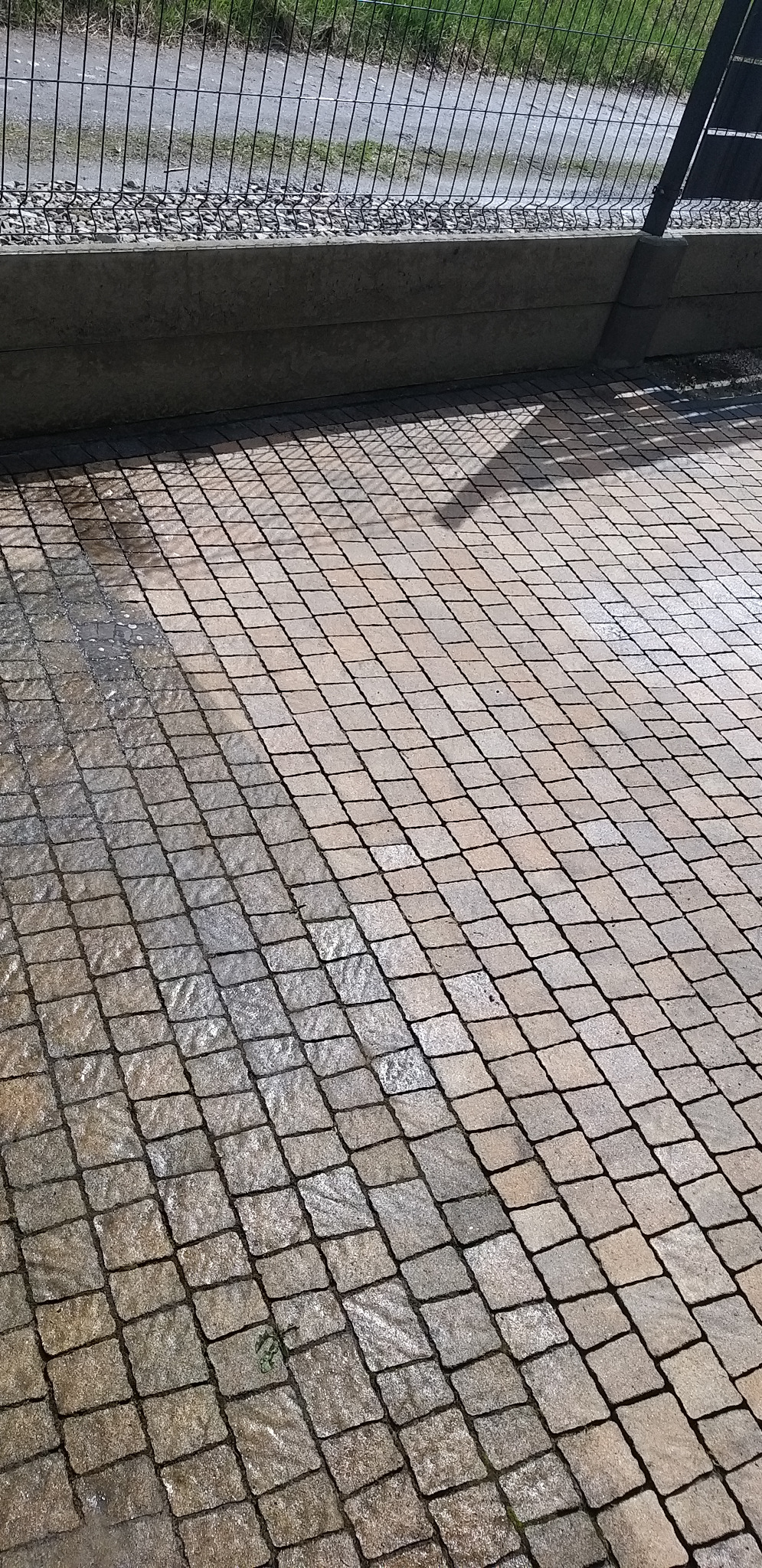 mycie kostki elewacji dachów