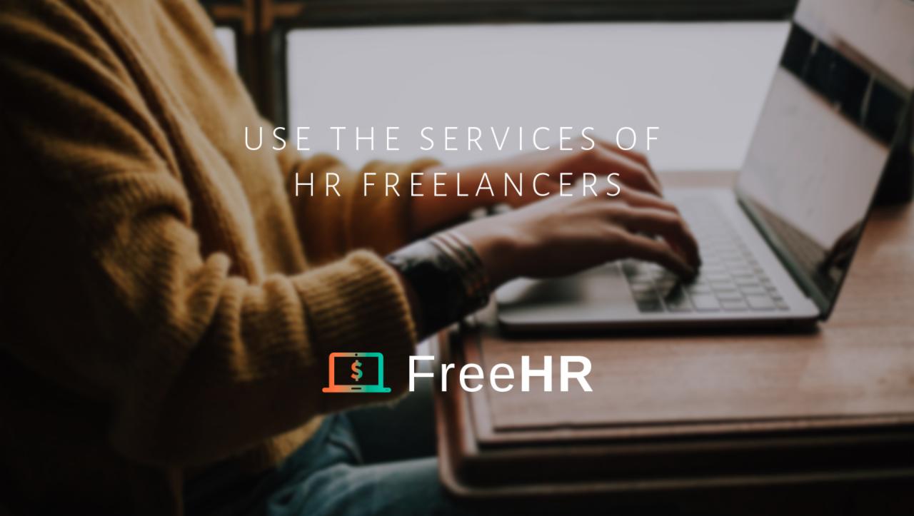 Kobieta pisze na laptopie, na ekranie napis 'USE THE SERVICES OF HR FREELANCERS', logo FreeHR w lewym dolnym rogu.