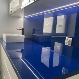 Realizacja mebli według projektu, klinika chirurgi estetycznej .