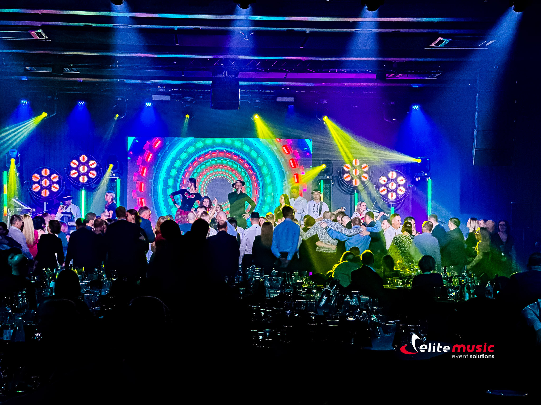 Ujęcie podczas występu zespołu na evencie Rolmar