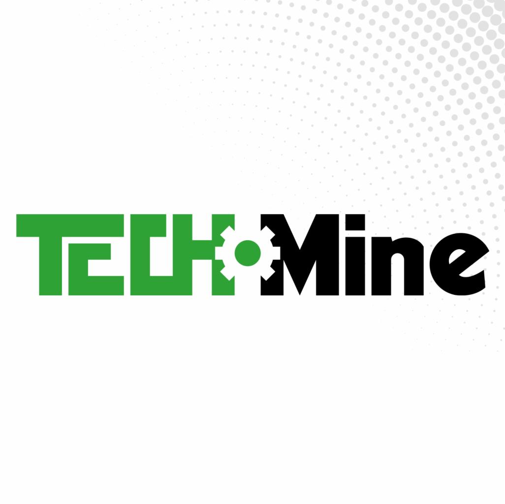 Logo firmy TechMine: zielony napis 'Tech' połączony z czarnym napisem 'Mine' za pomocą białej ikony koła zębatego, szary gradient w prawym górnym rogu.
