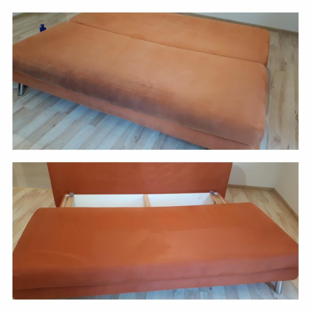 Pomarańczowa kanapa z widocznymi zabrudzeniami przed czyszczeniem i po czyszczeniu, z otwartym pojemnikiem na pościel z białym wnętrzem.