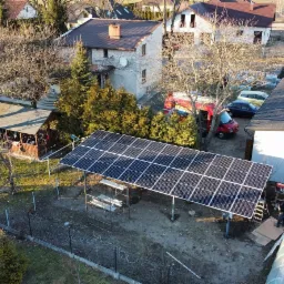 Wiata z modułów 10kwp