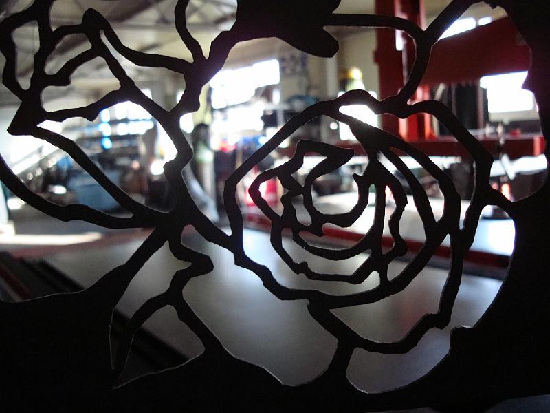 CIĘCIE, WYPALANIE LASEREM CNC 100x100x8