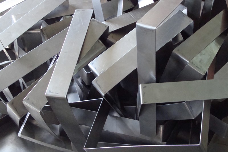 Gęcie na prasie krawędziowej CNC , SAGITTA