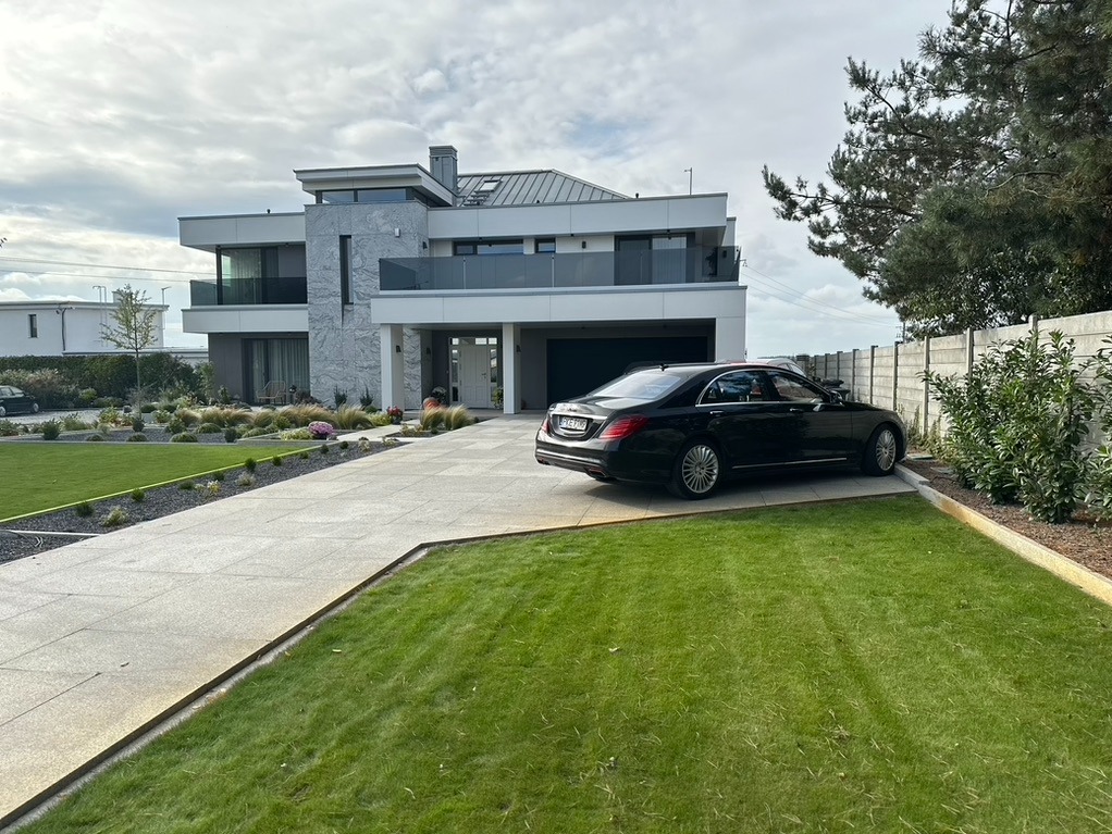 Blacha tytancynk na rąbek tradycyjny wraz z tarasmi z membrany epdm