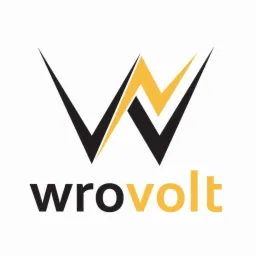 Logo firmy Wrovovolt z symbolem błyskawicy w kolorach czarnym i żółtym, nazwa firmy poniżej.