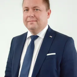 Maciej Kapała - Wspólnik Ipso Iure, Ipso Finanse Dyrektor Działu Obsługi Klienta