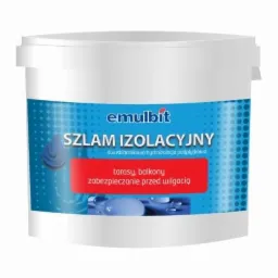 Białe wiadro z niebieską etykietą 'emulbit SZLAM IZOLACYJNY', dwuskładnikowa hydroizolacja podpłytkowa, do tarasów i balkonów, zabezpieczenie przed wilgocią.