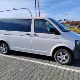 Przewóz osób, transfery lotniskowe, podróże prywatne, wesela i wiele więcej...