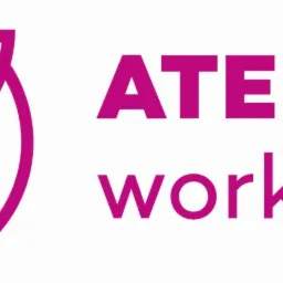 Fioletowe logo firmy Aterima Work z abstrakcyjnym wizerunkiem kobiety w okręgu.