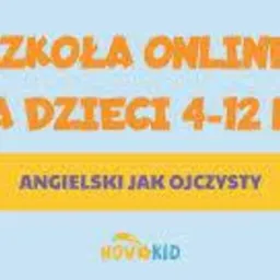 Ilustracja reklamowa szkoły językowej online dla dzieci w wieku 4-12 lat, z hasłem 'Angielski jak ojczysty', przedstawiająca dwoje dzieci siedzących na stosach książek i logo NovoKid.