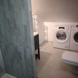 Adaptacja pomieszczenia na łazienkę w mieszkaniu