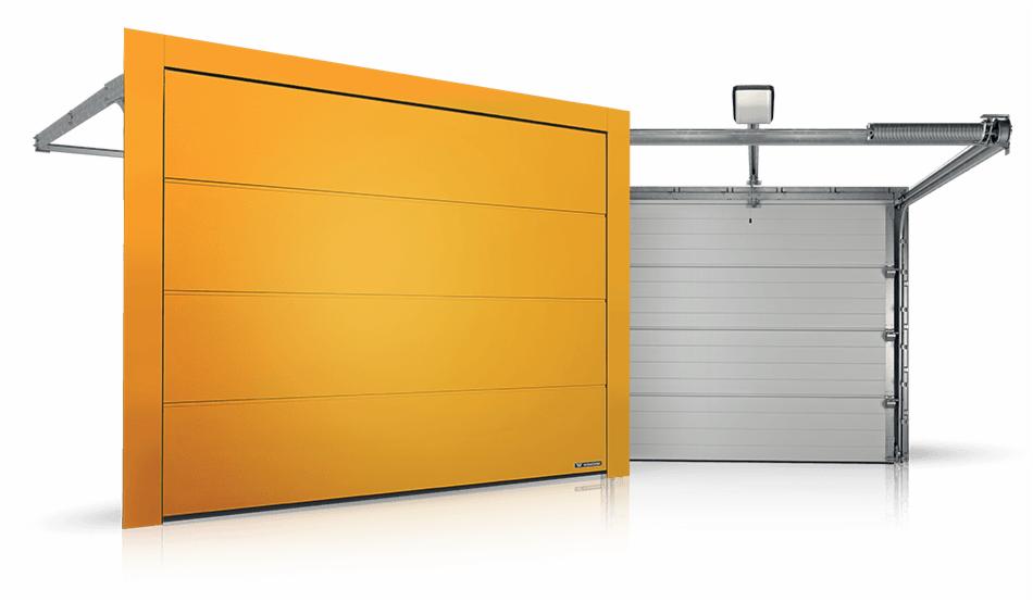 Dwie segmentowe bramy garażowe: jedna żółta z poziomymi przetłoczeniami i czarnym paskiem u góry, druga szara, częściowo otwarta, z widocznymi sprężynami i oświetleniem.