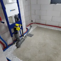 Wykonanie instalacji wodno-kanalizacyjnej wraz z montażem stelaża WC firmy GEBERIT