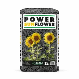 Worek 15 kg z czarnymi granulkami z nadrukiem słoneczników i napisem Power Sunflower, etykieta producenta Ałtaj Maciej Wiliński.