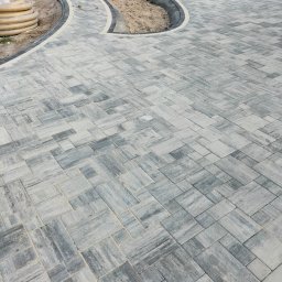 Układanie kostki brukowej Leszczydół-Nowiny 4