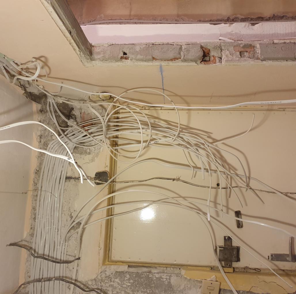 W trakcie układania instalacji