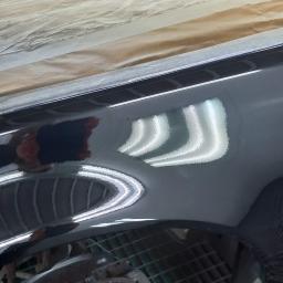 LAKIEROWANIE ELEMENTOW KAROSERJI