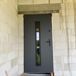 Montaż drzwi wejściowych 