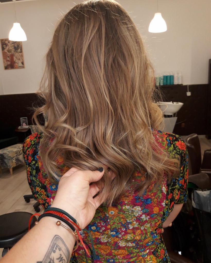 Koloryzacja i refleksy_wsuwka pracownia wizerunku