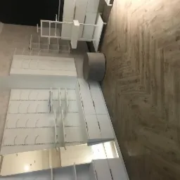 Przed i po sprzątanie po budowie