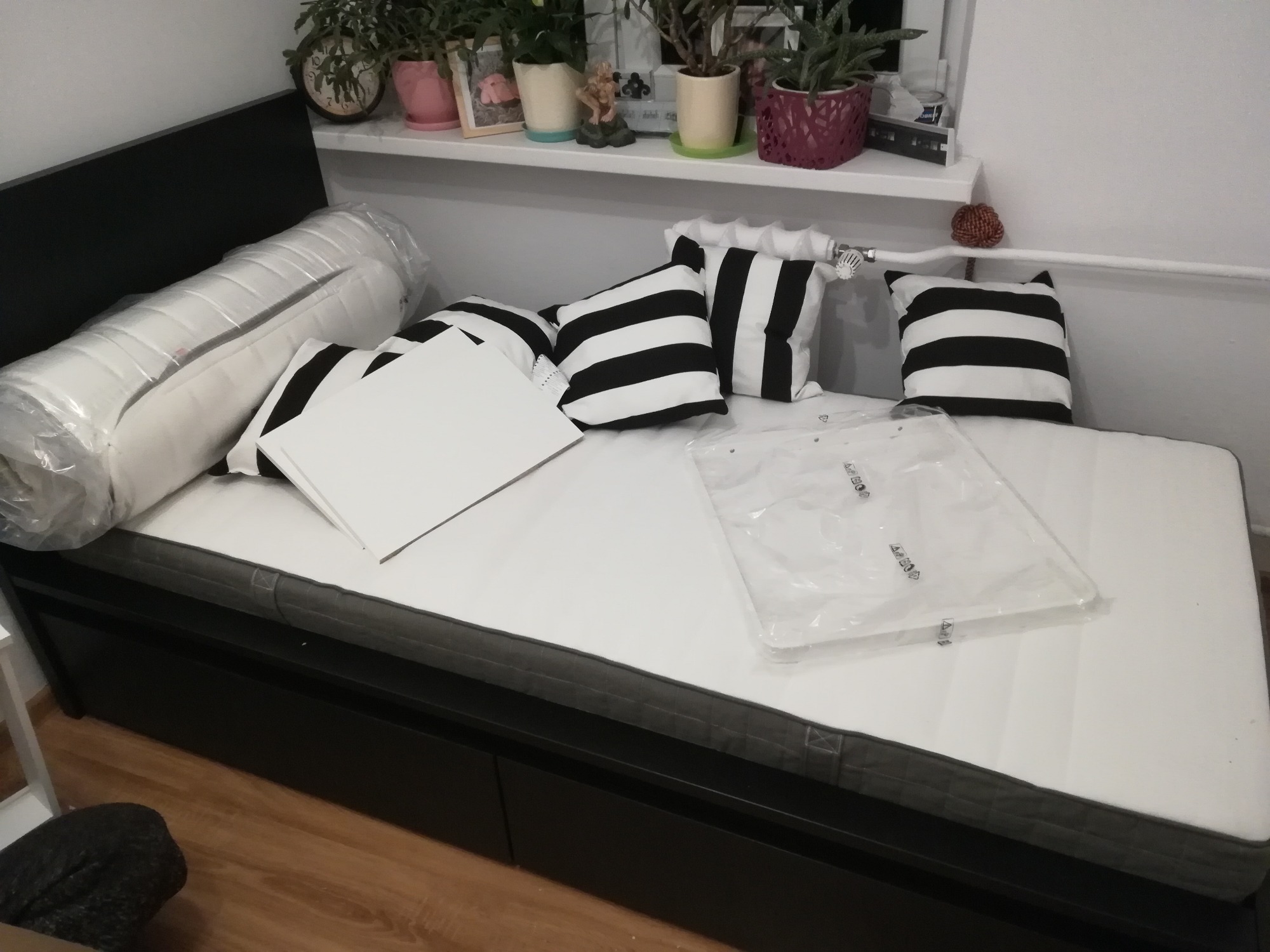 Montaż nowego łóżka Ikea