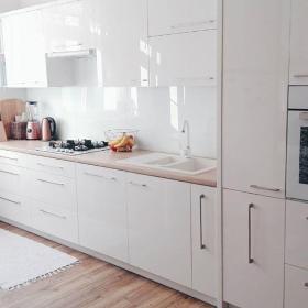 Natalia cleaning service - Mycie okien Byczyna
