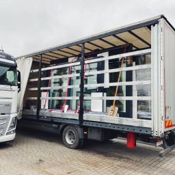 Transport ciężarowy Żernica 4