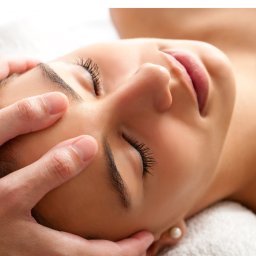 Terapia manualna wspomagająca hipnoterapię